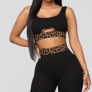 Fashion Nova leopard yoga set XS